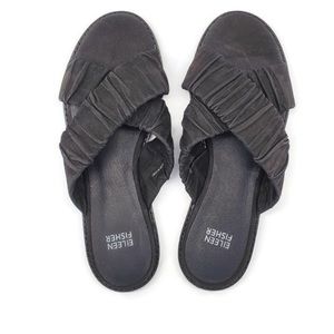 Eileen Fisher Women's Nubuck Leather Criss Cross Tumbled Sandals Black sz 8.5